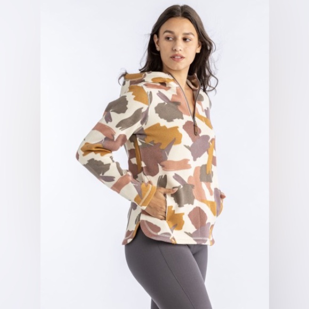LivOutdoor. Small. Mariah Hooded Sweaterfleece Pullover. Relaxed Fit.